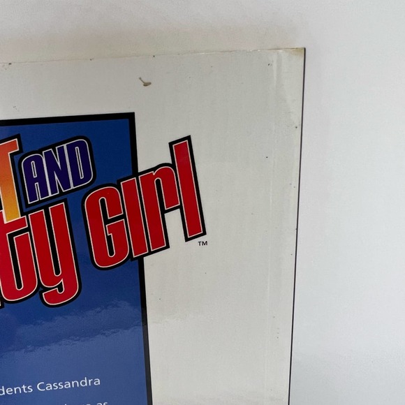Hot Shot and Mighty Girl comic First edition - Picture 4 of 7